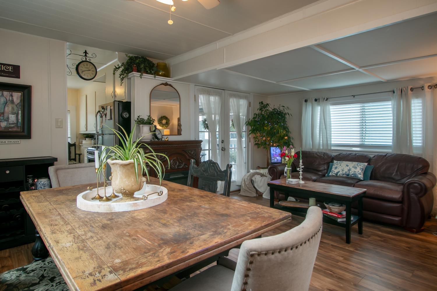 3881 Many Oaks Lane 27