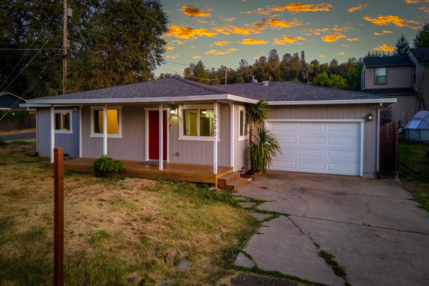 6290 El Dorado Street