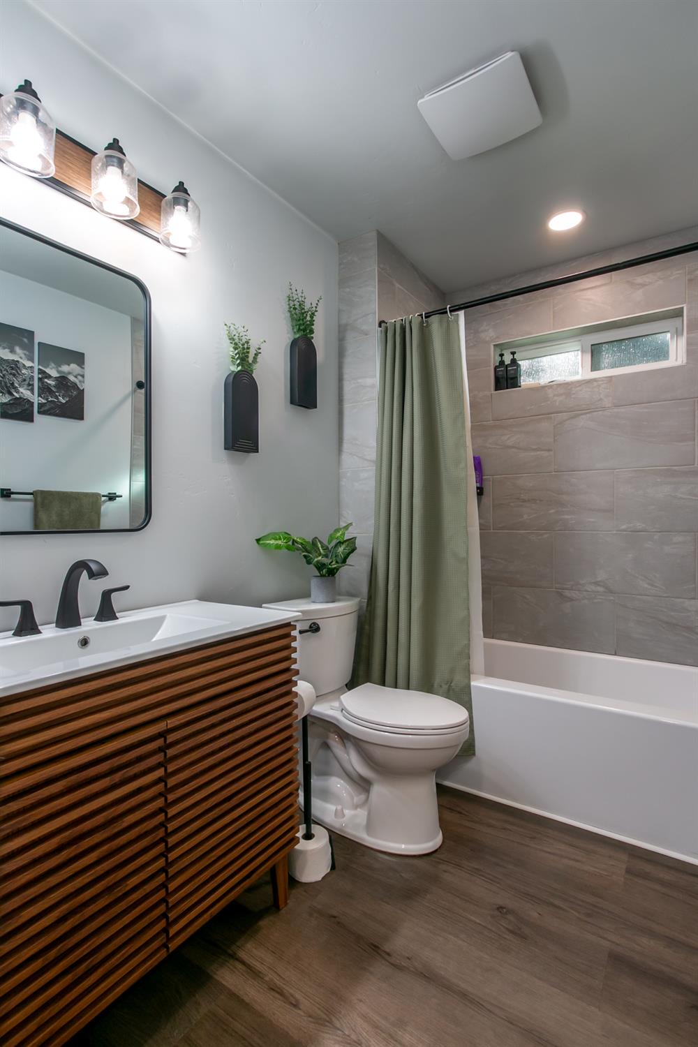 5068 Loch Leven Drive