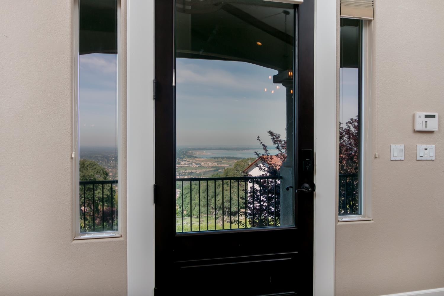 3287 Knollridge Drive