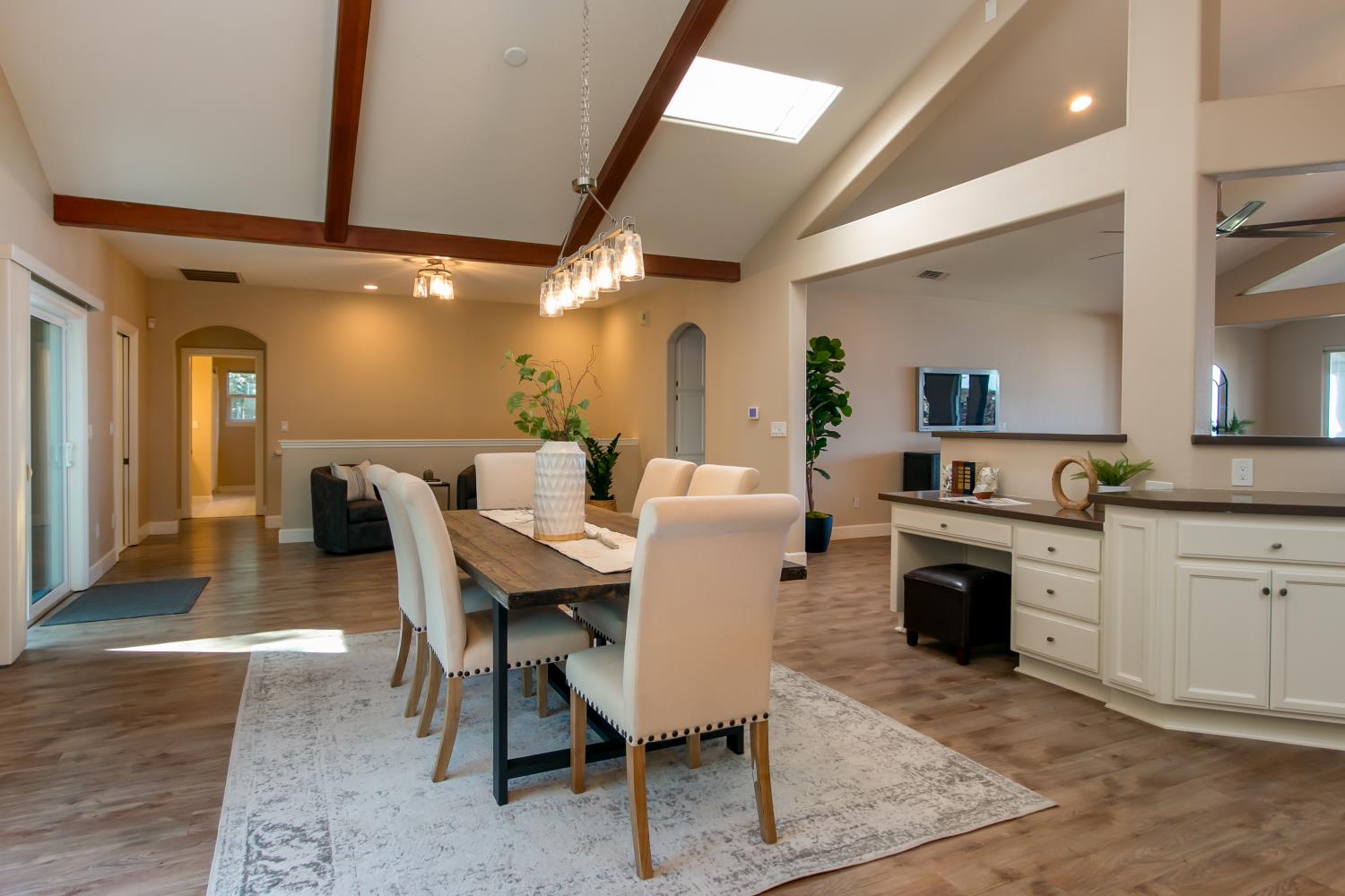 3287 Knollridge Drive