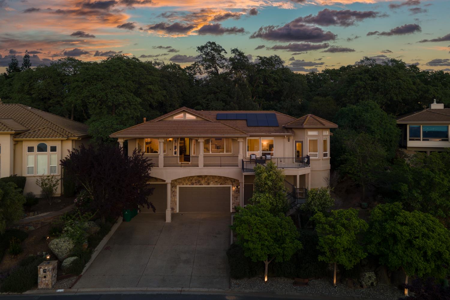 3287 Knollridge Drive