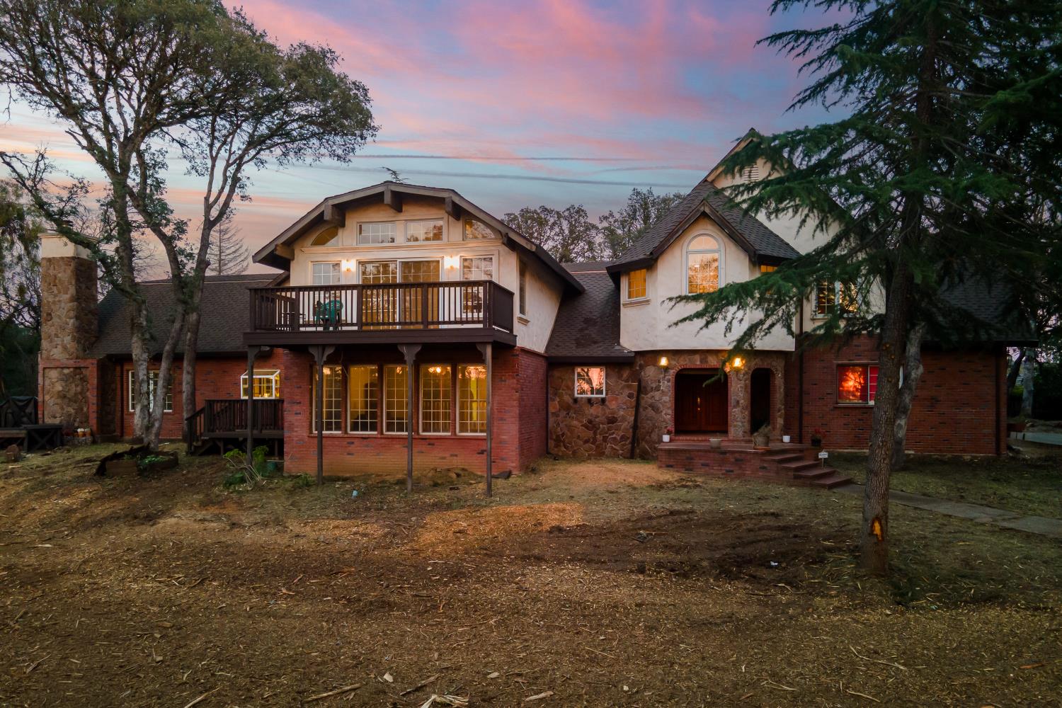 2467 Highland Hills Drive