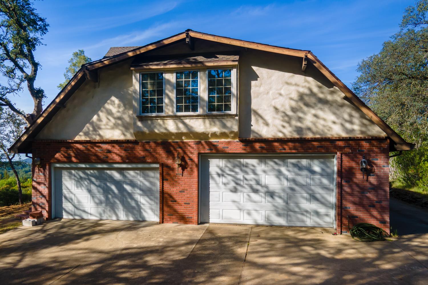 2467 Highland Hills Drive