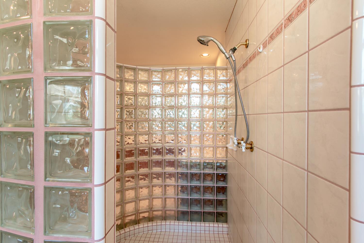 2467 Highland Hills Drive