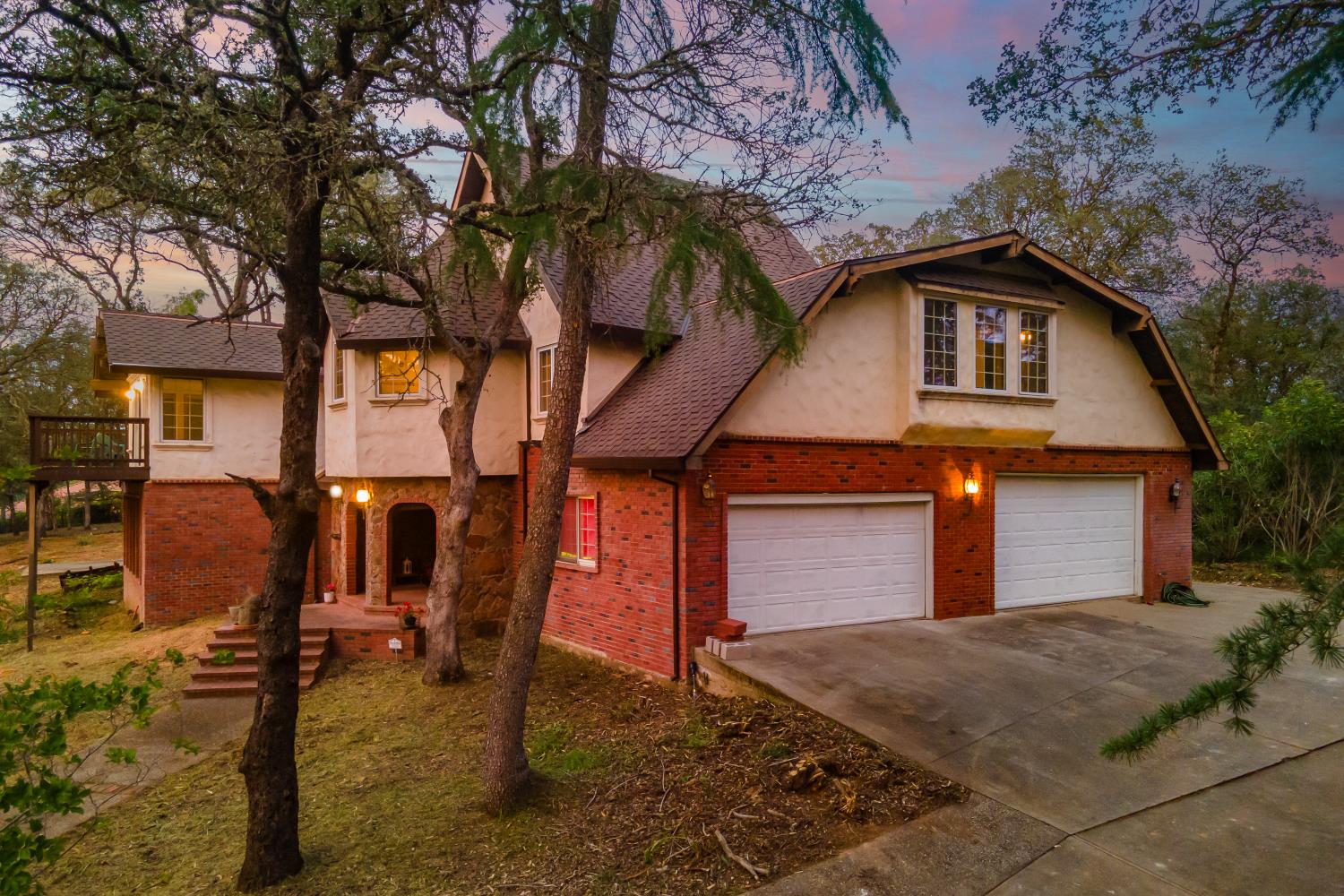 2467 Highland Hills Drive