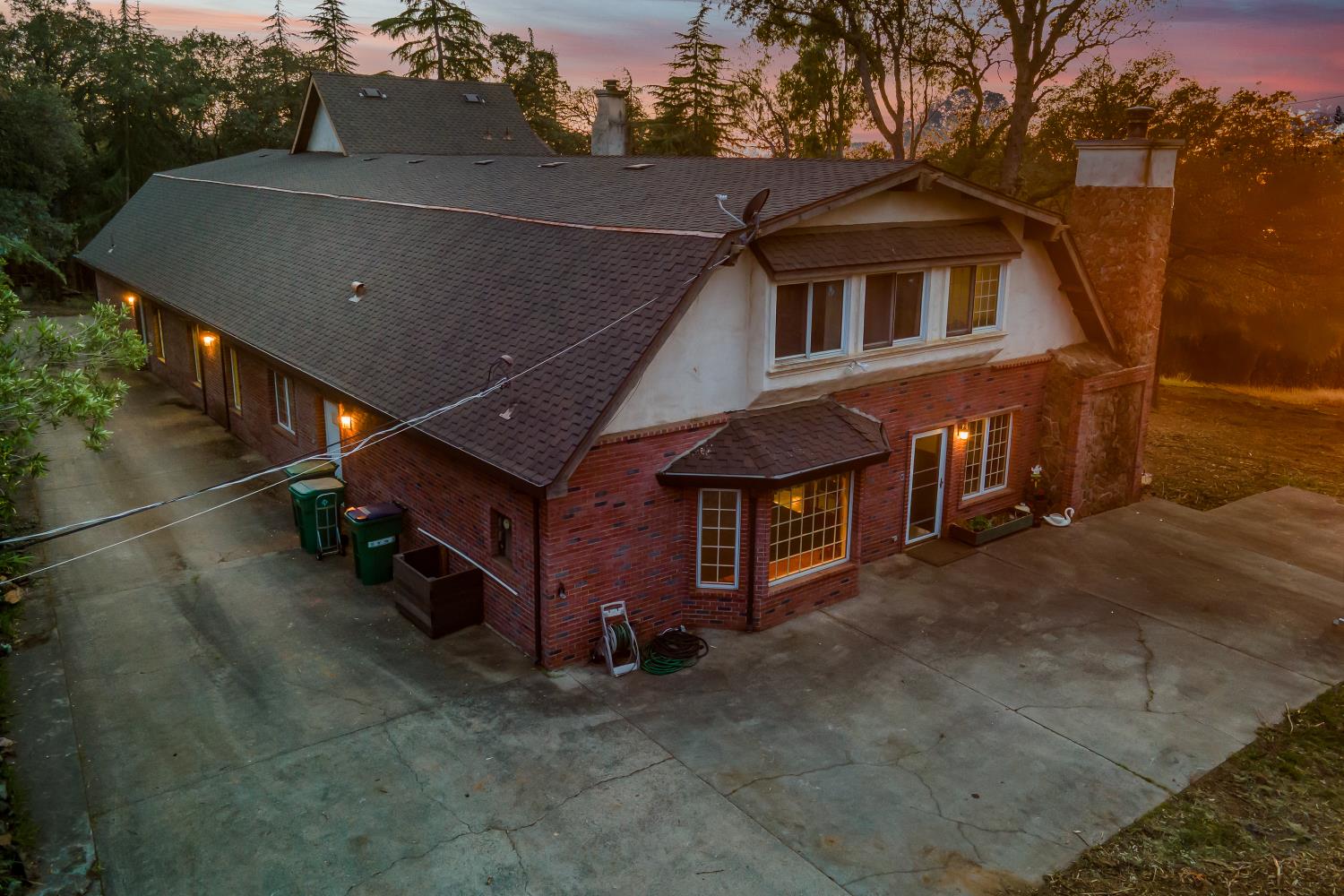 2467 Highland Hills Drive