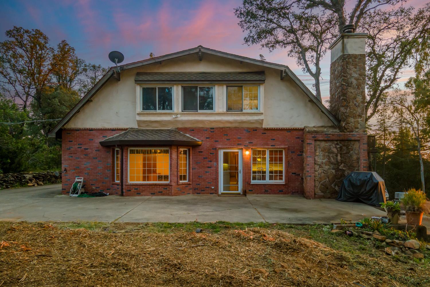 2467 Highland Hills Drive