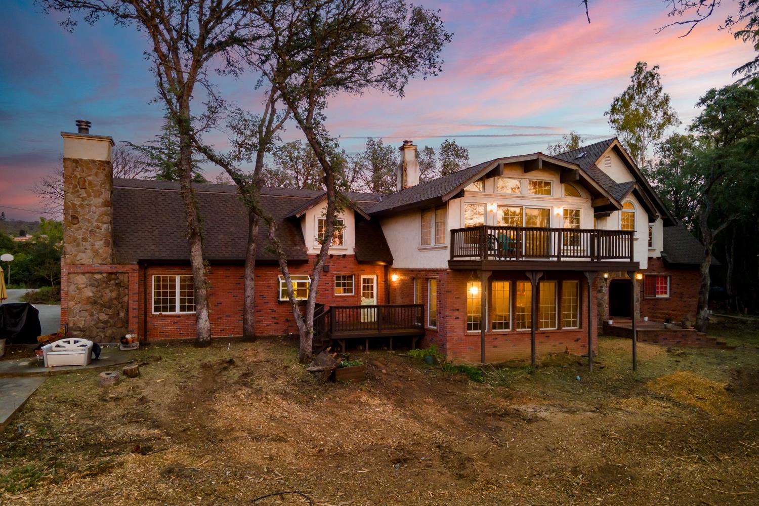 2467 Highland Hills Drive