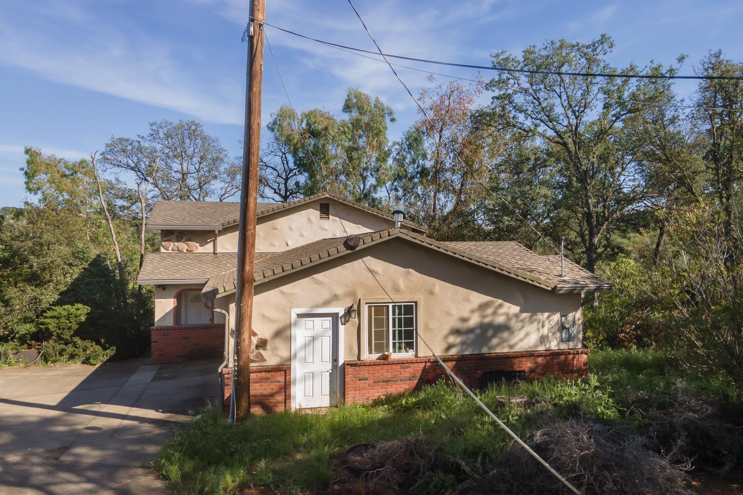 2467 Highland Hills Drive