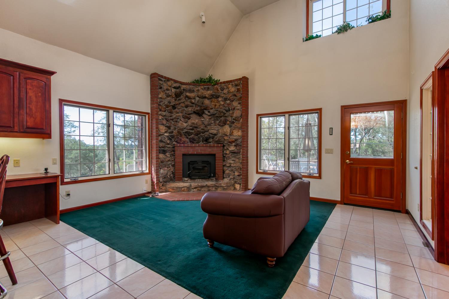 2467 Highland Hills Drive