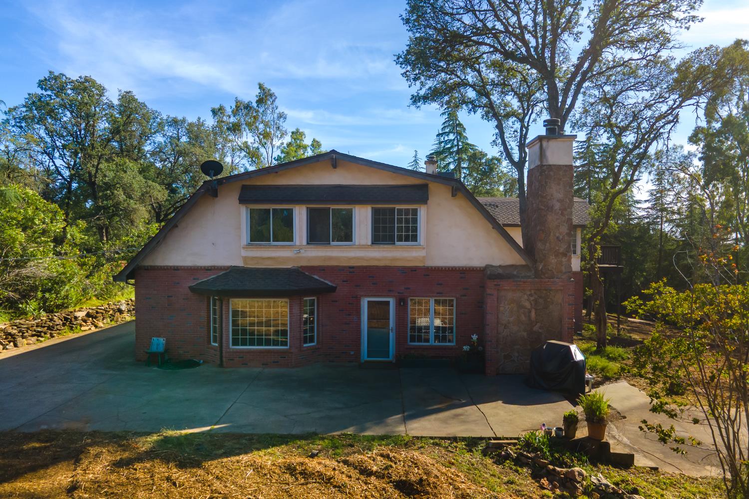 2467 Highland Hills Drive