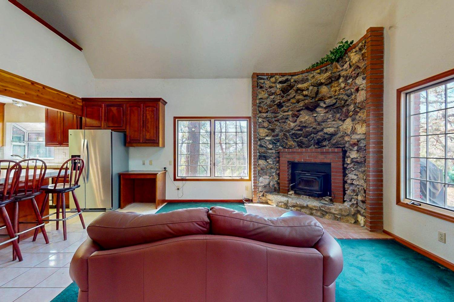 2467 Highland Hills Drive