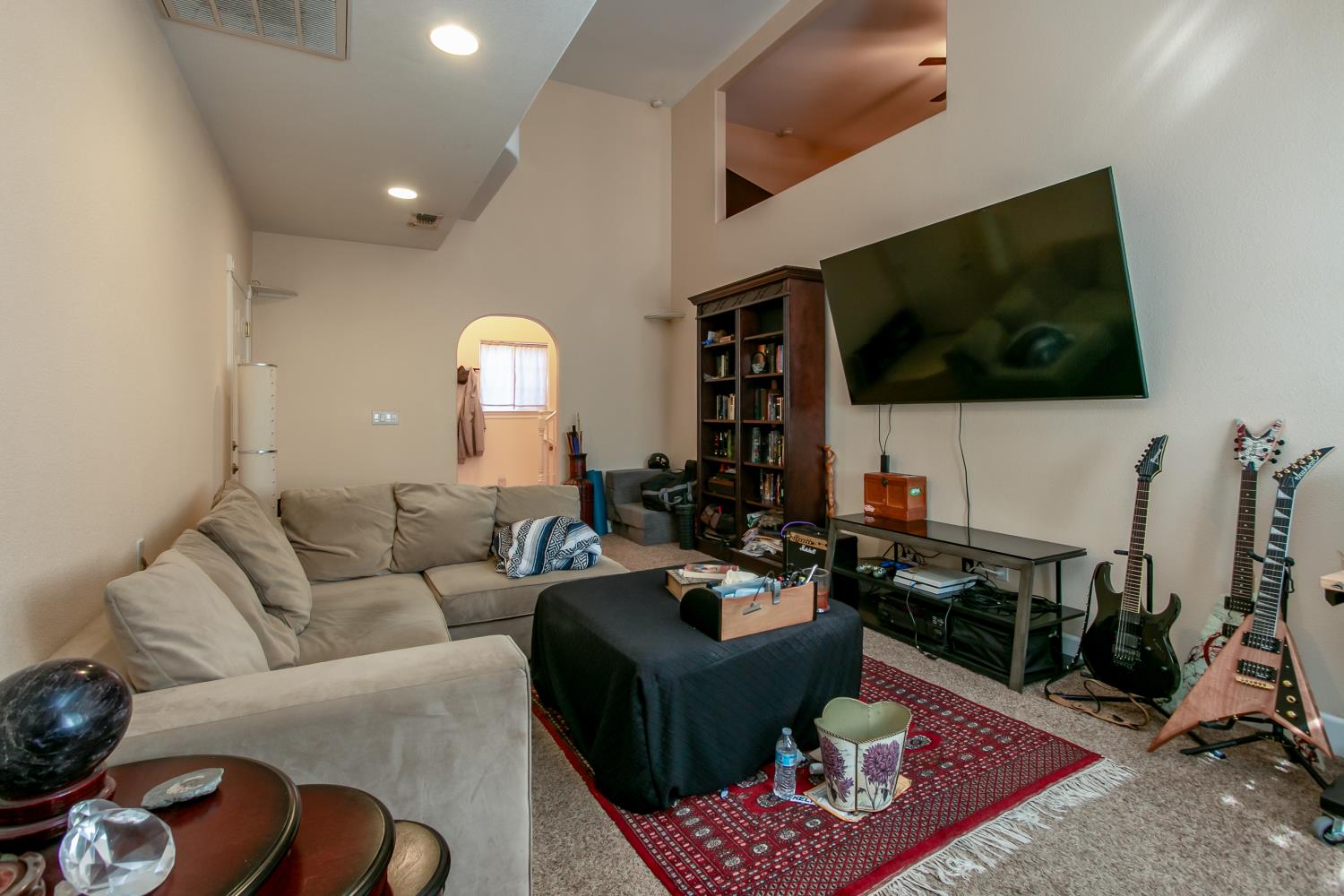 2467 Highland Hills Drive