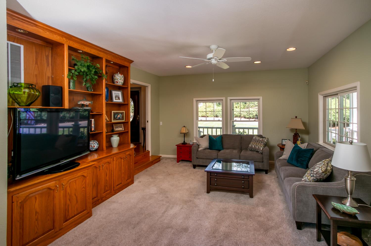 3430 Grandview Circle