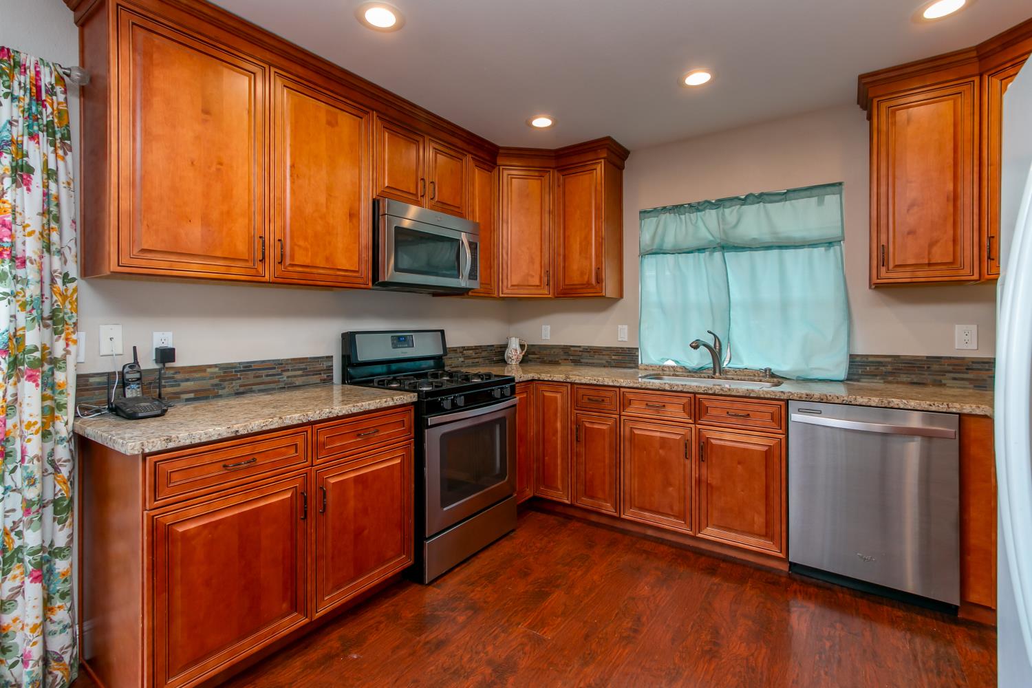 5588 Coronado Lane
