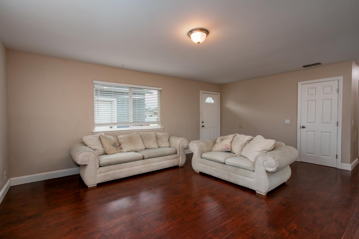 5588 Coronado Lane