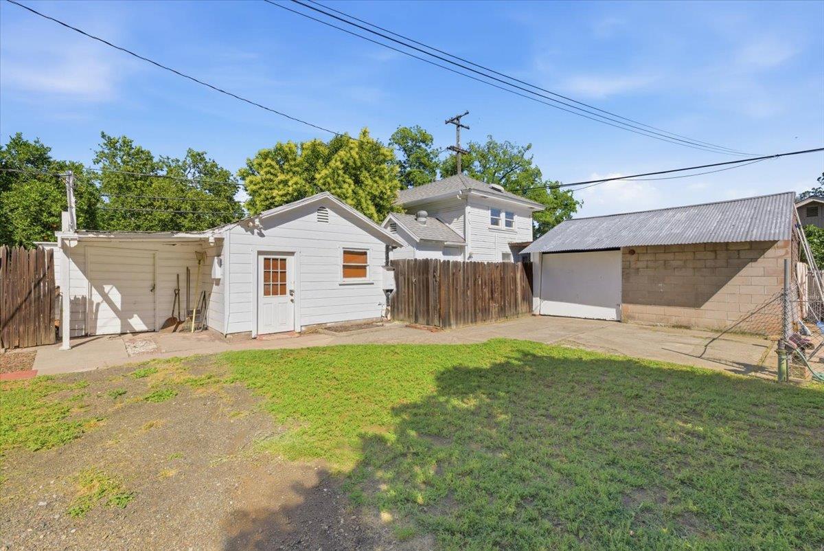 801 Mormon St