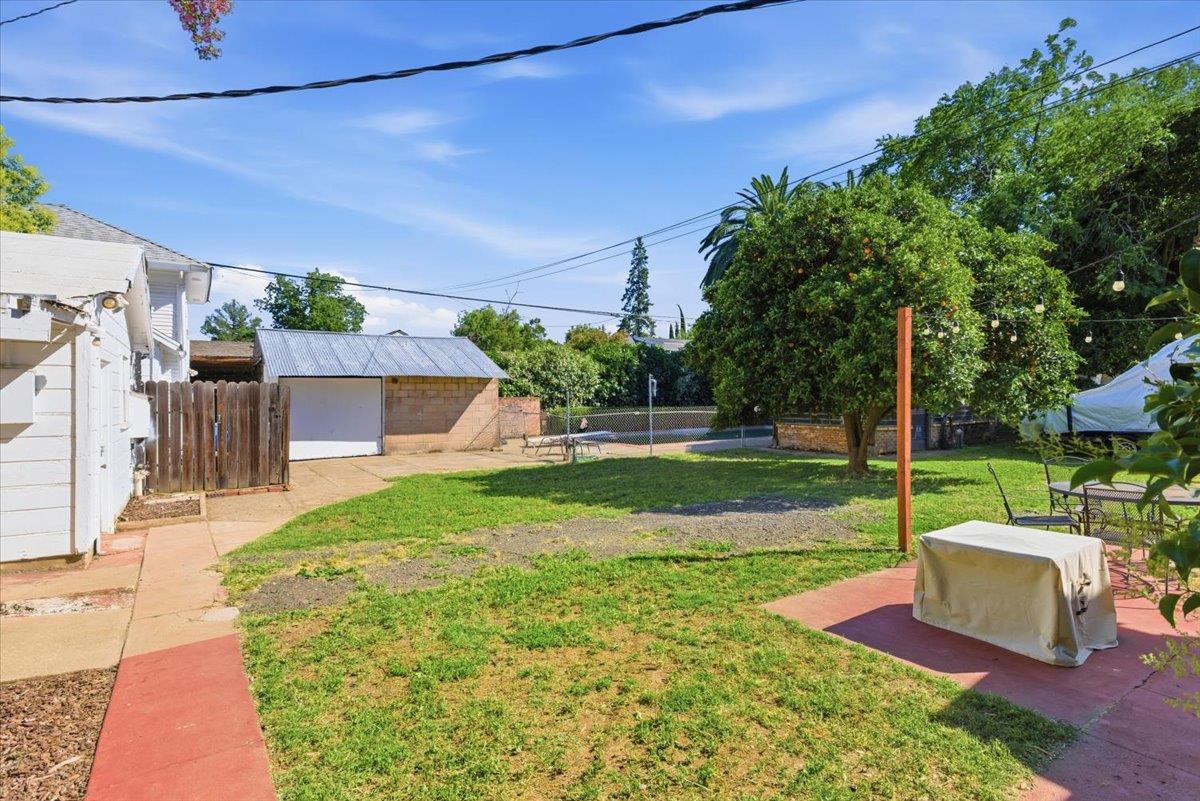 801 Mormon St