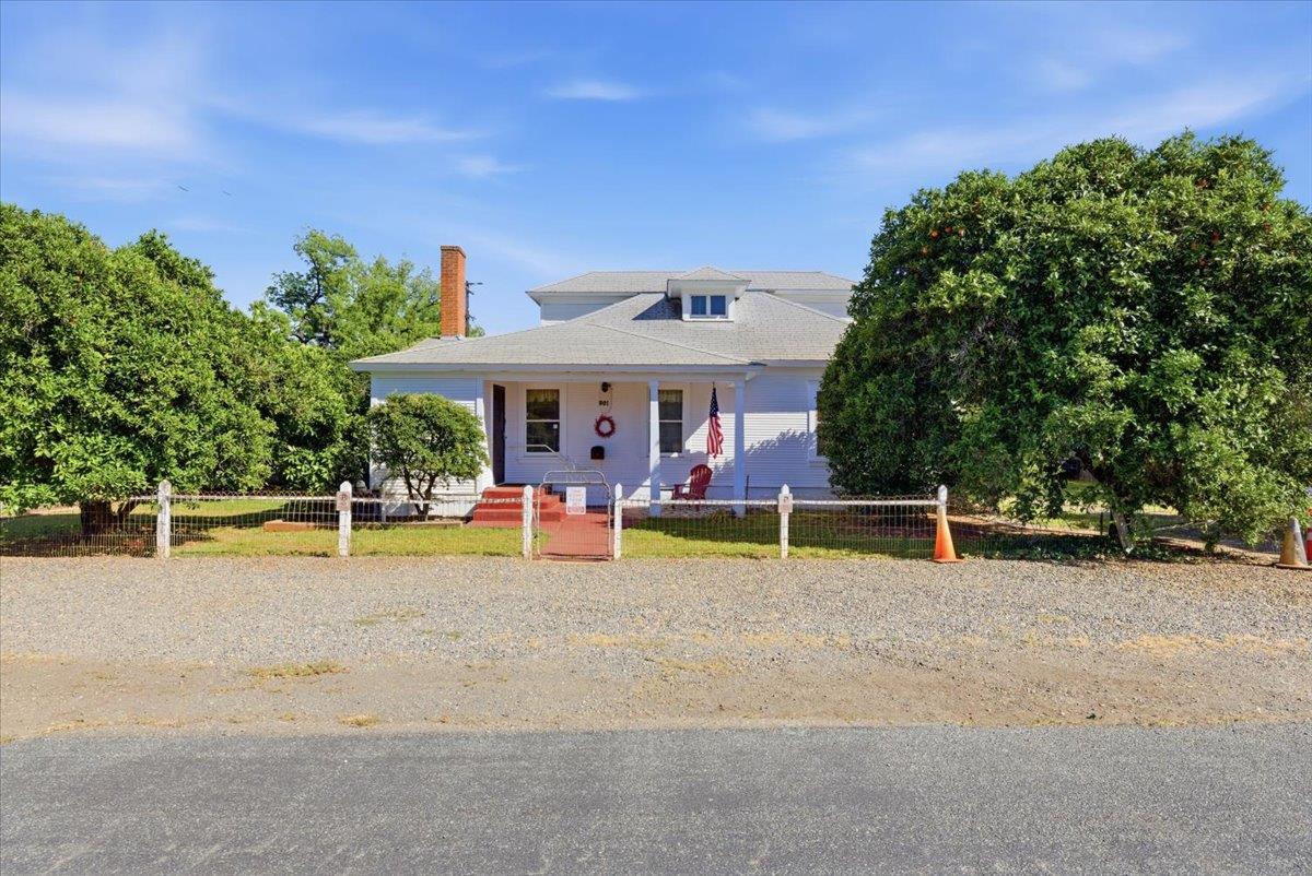 801 Mormon St