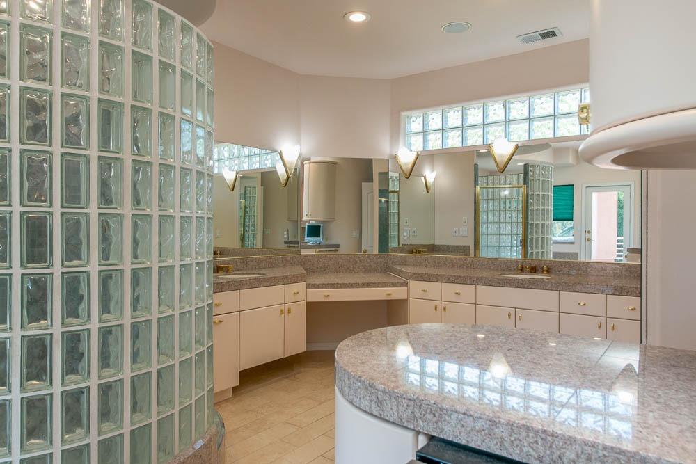 1000 Aqua Haven Court