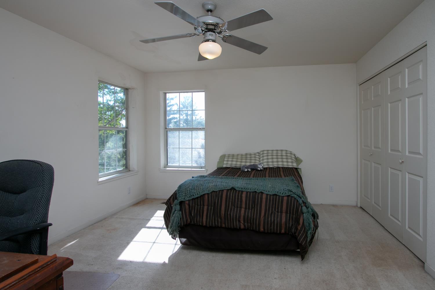 1487 Country Club Drive