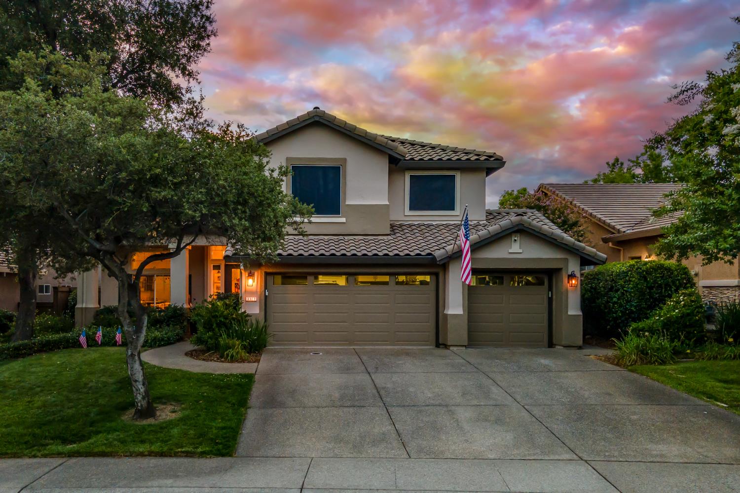 3927 Moraga Drive