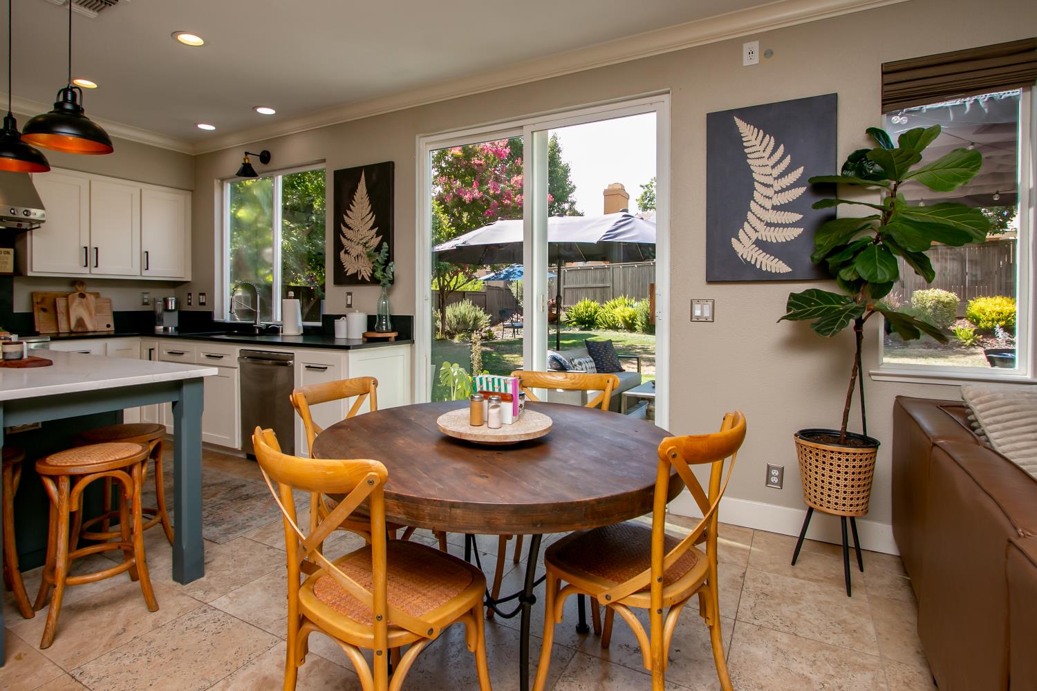 3927 Moraga Drive