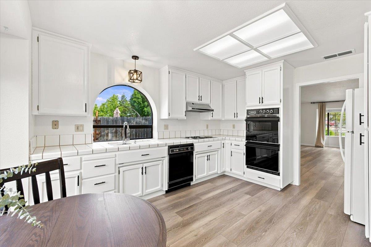 2117 Carrillo Court