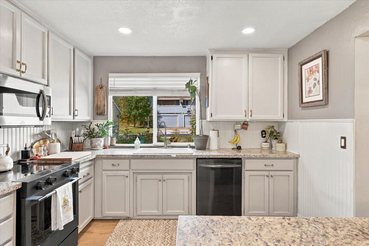 3334 Village Court