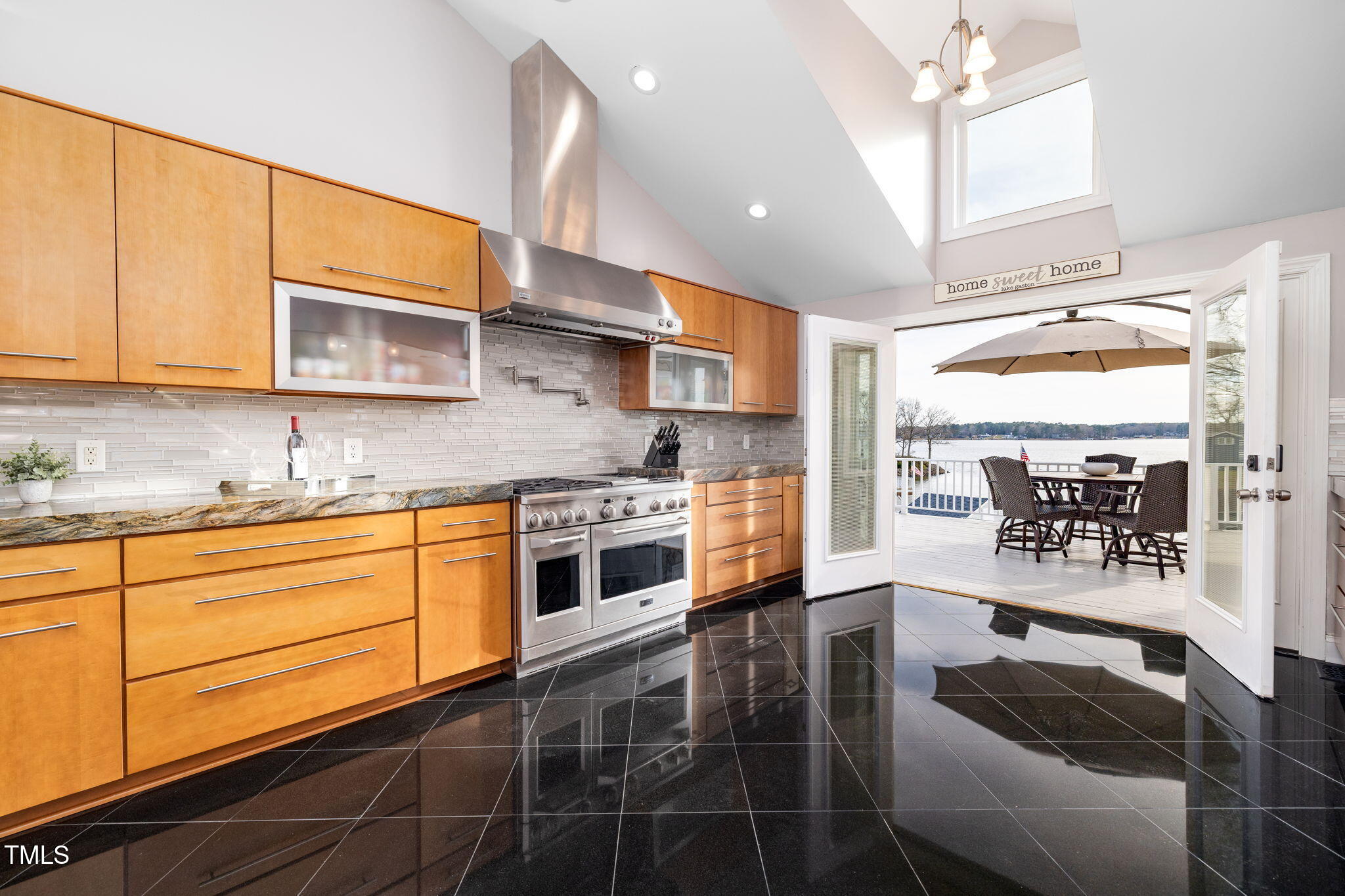 122 Aviator Lane
