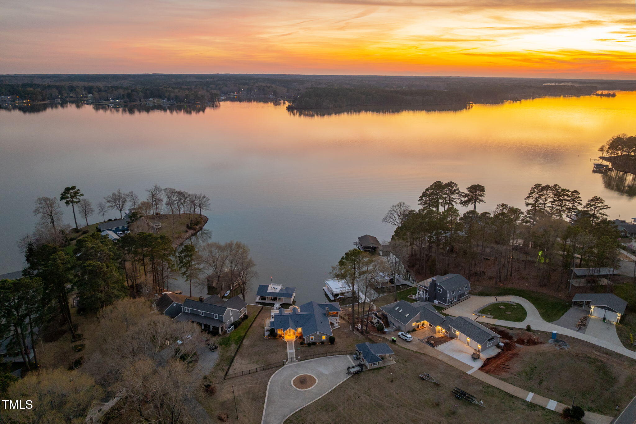 122 Aviator Lane
