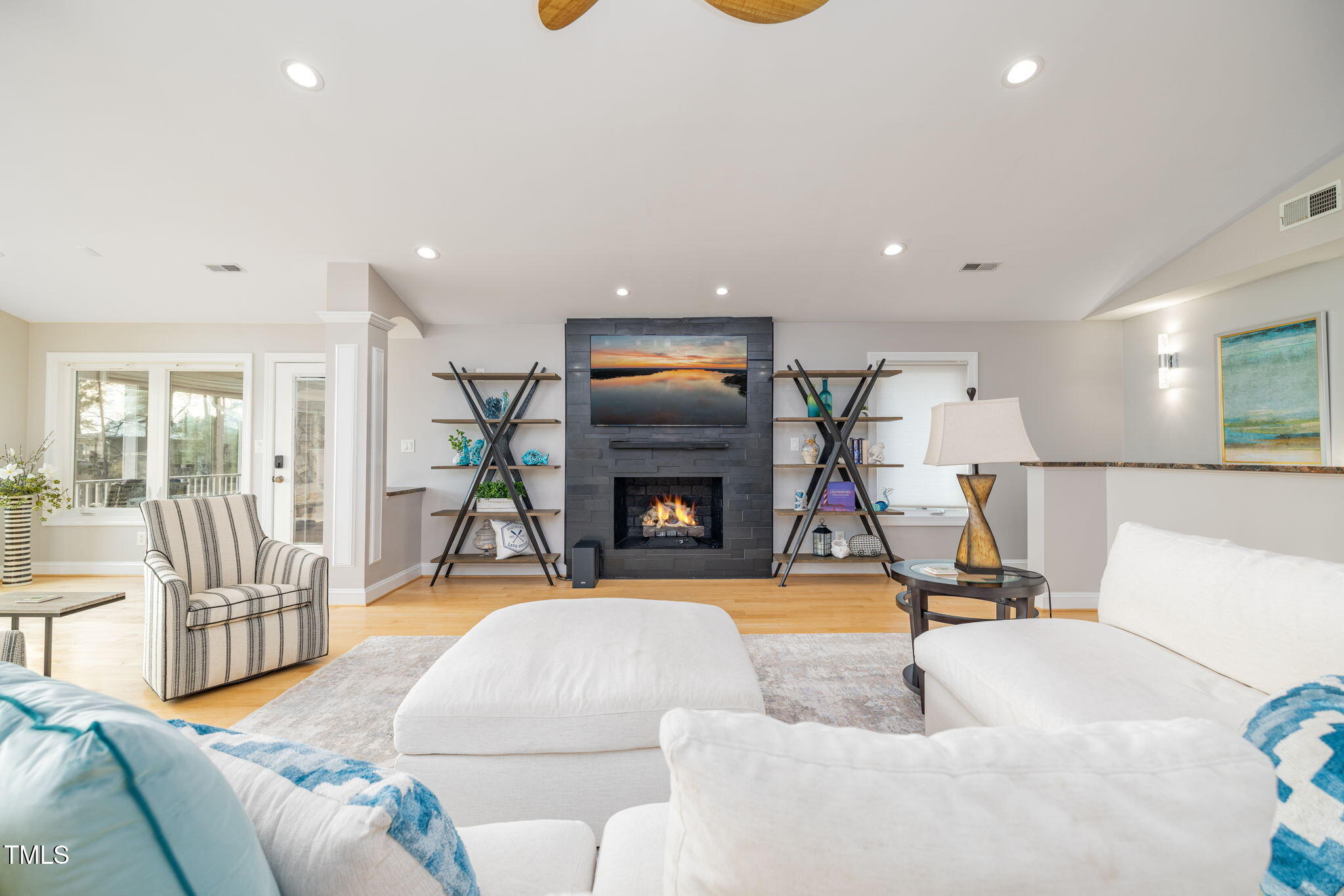 122 Aviator Lane