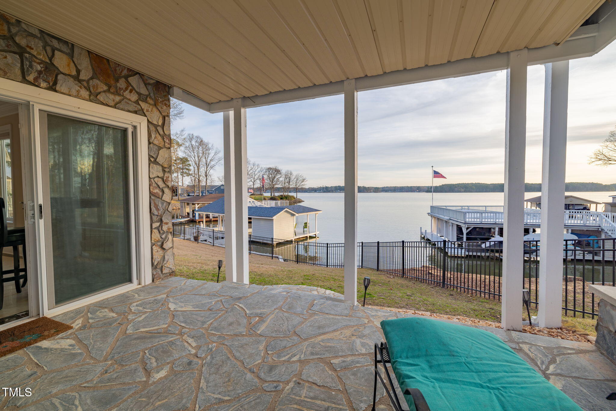122 Aviator Lane