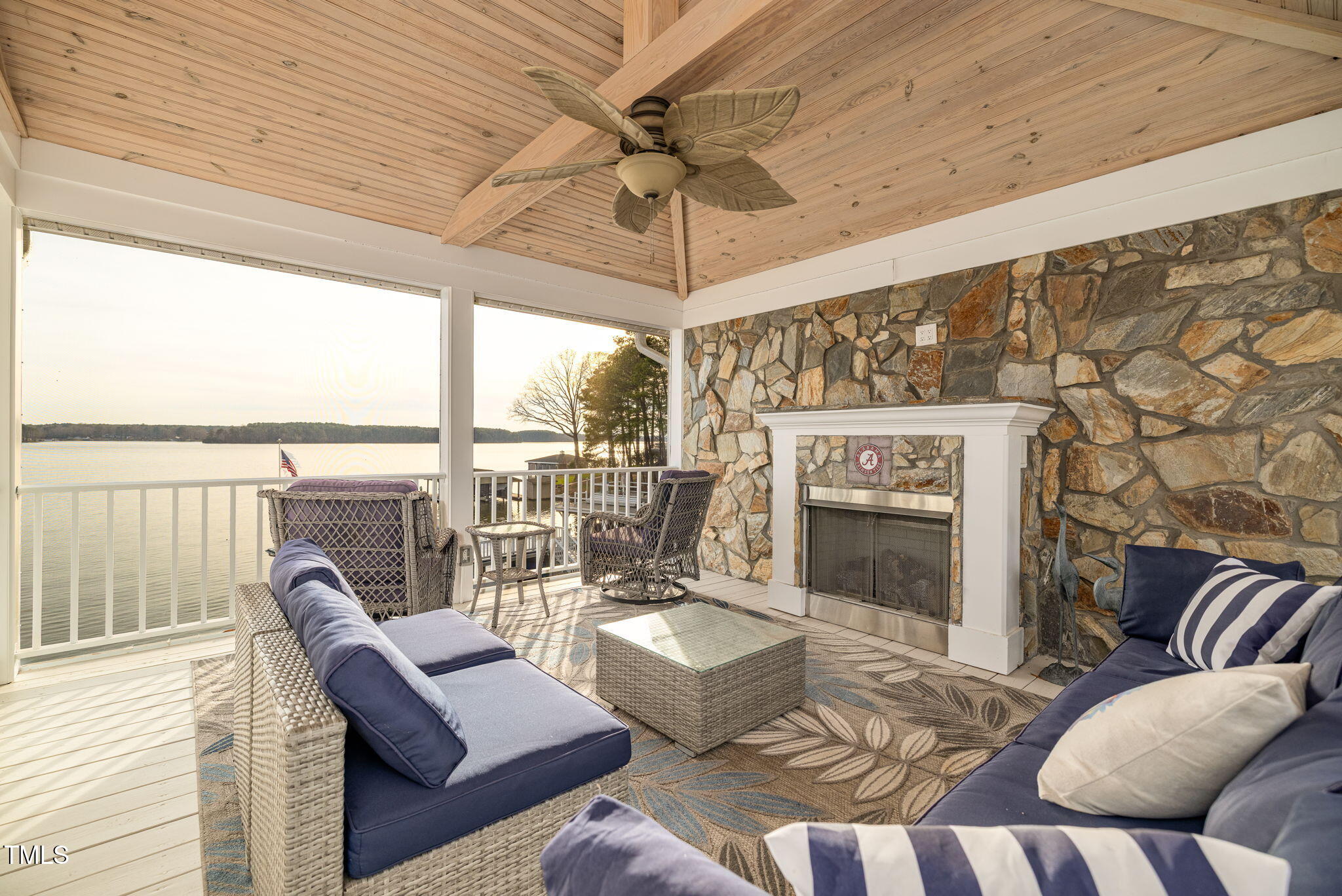 122 Aviator Lane