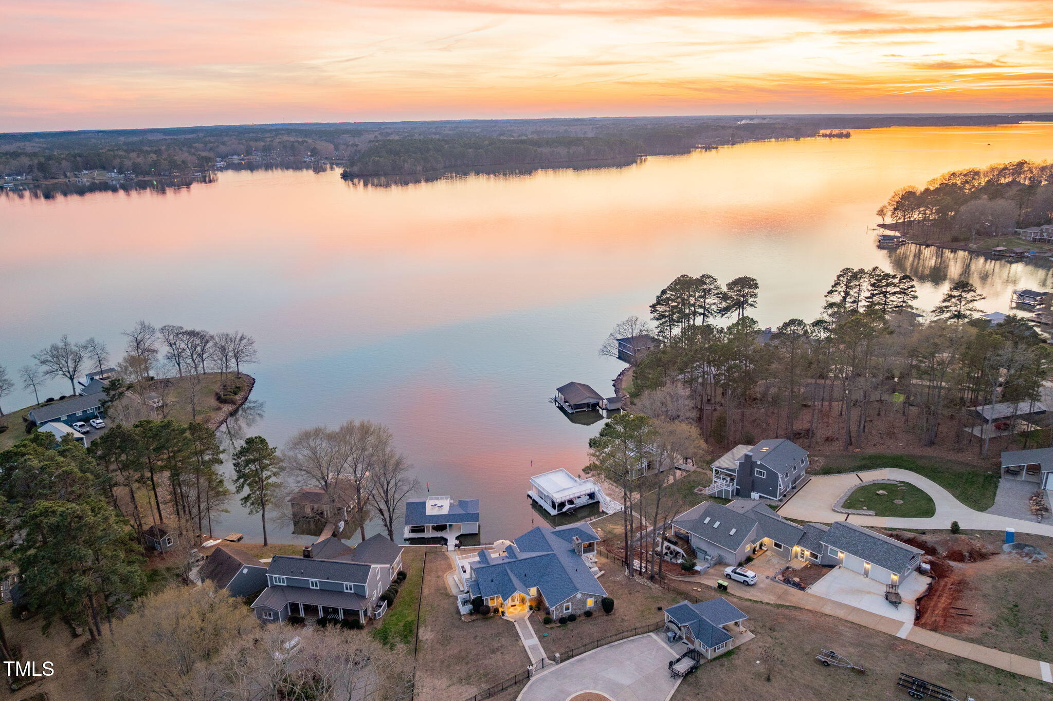 122 Aviator Lane