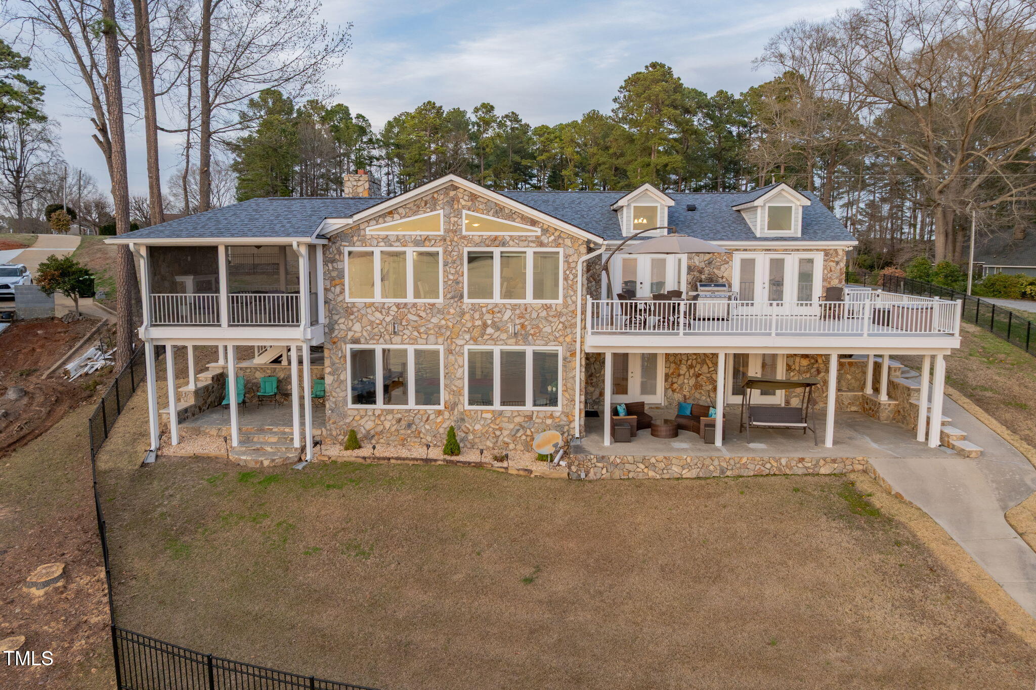 122 Aviator Lane