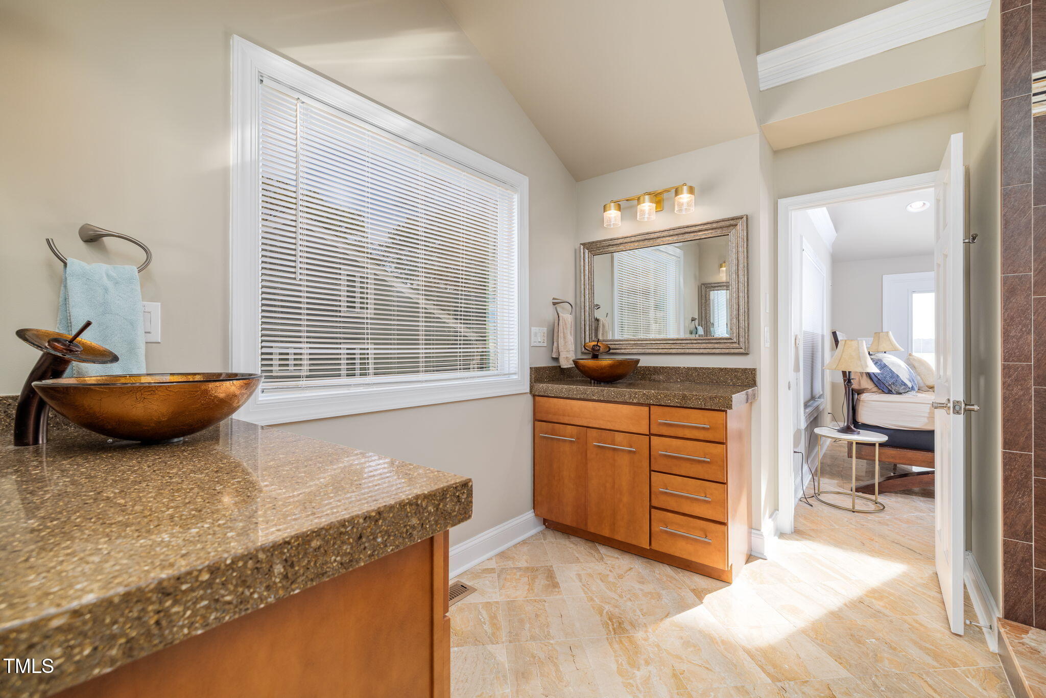 122 Aviator Lane