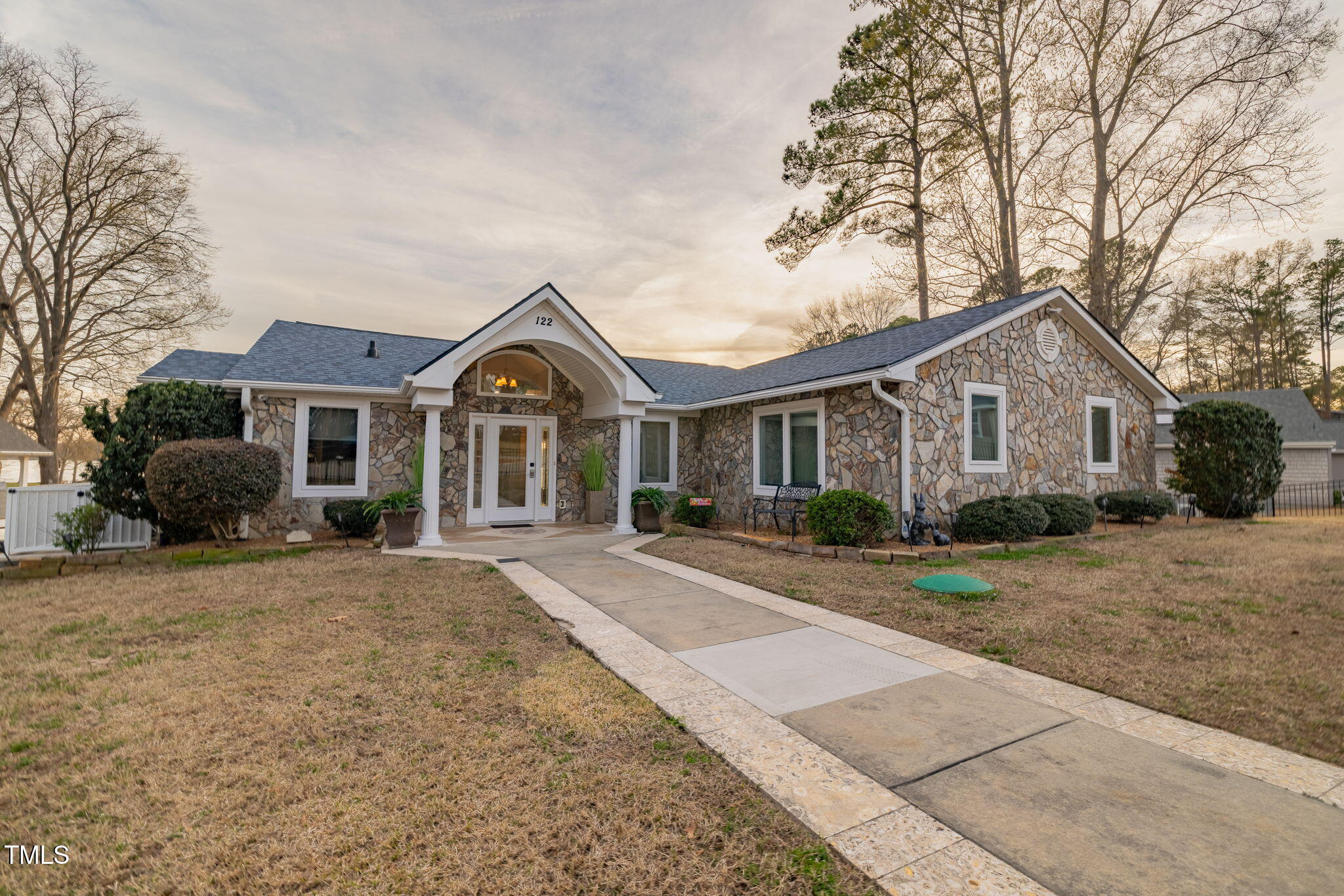 122 Aviator Lane