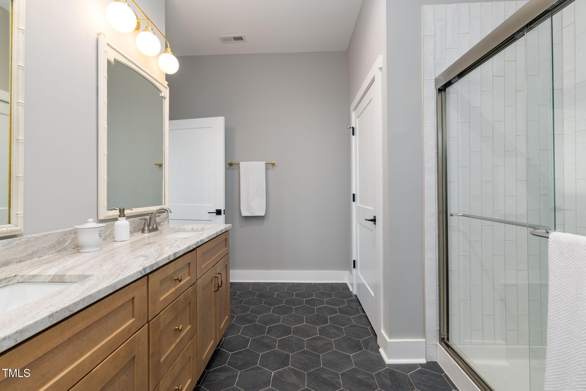 130 Mountain Rock Trail