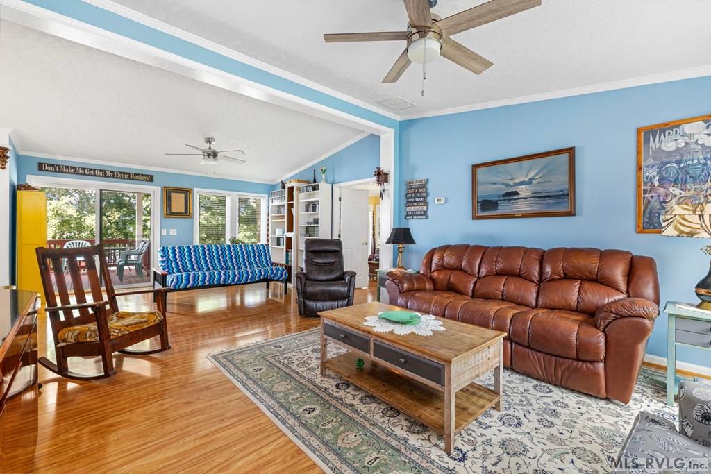 260 W Wood Duck Dr