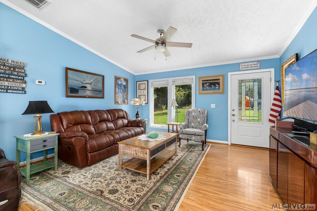 260 W Wood Duck Dr