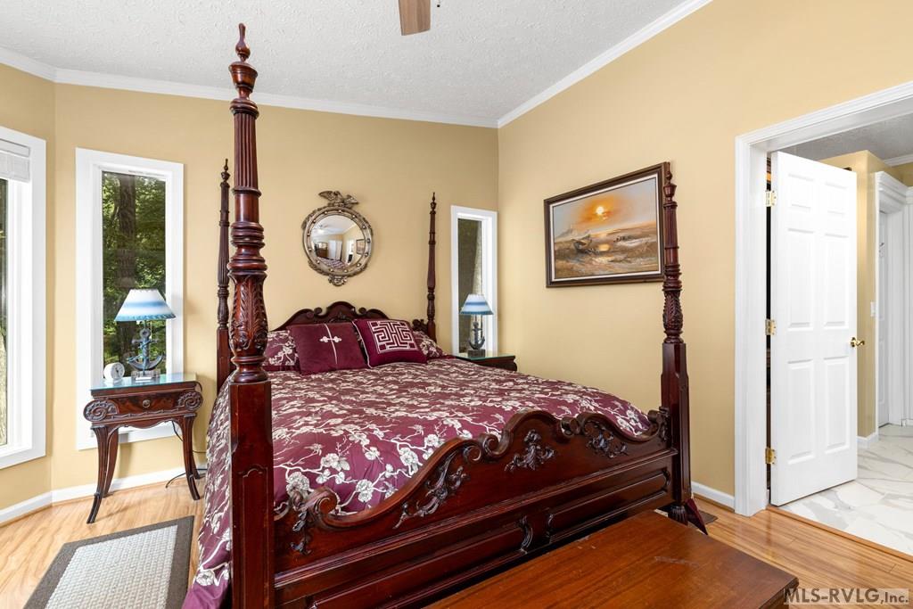 260 W Wood Duck Dr