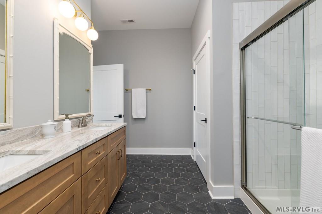 130 Mountain Rock Trail