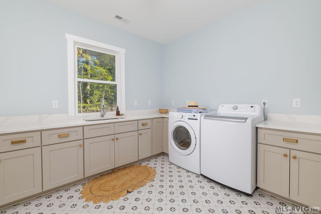 130 Mountain Rock Trail