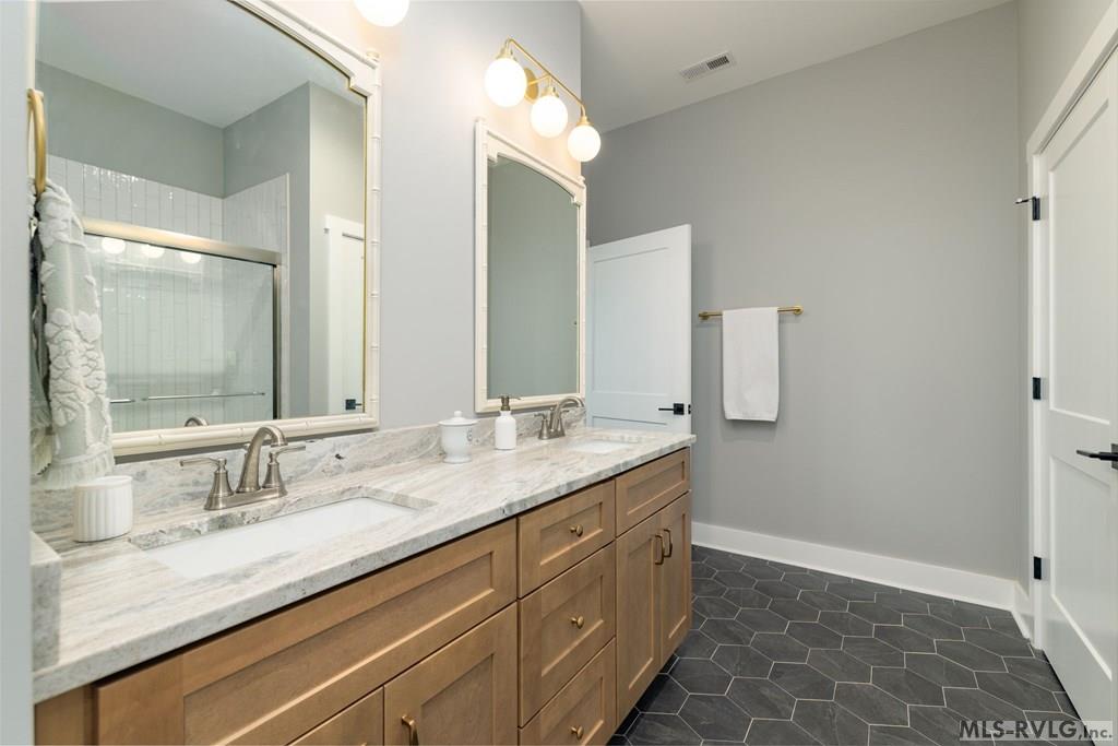 130 Mountain Rock Trail