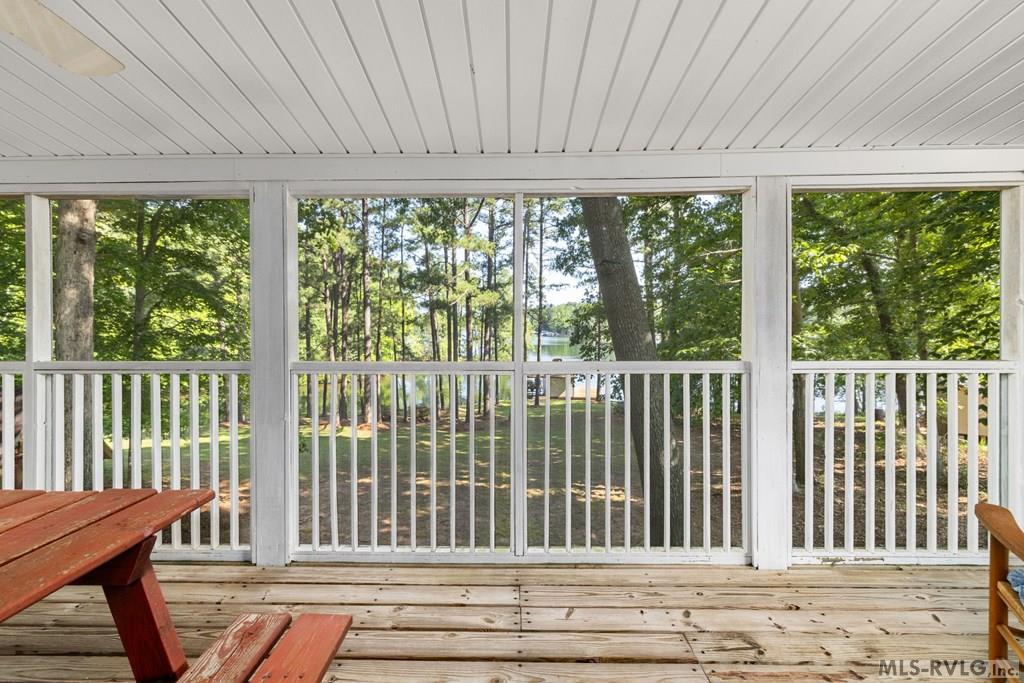 161 Woodland Shores Rd