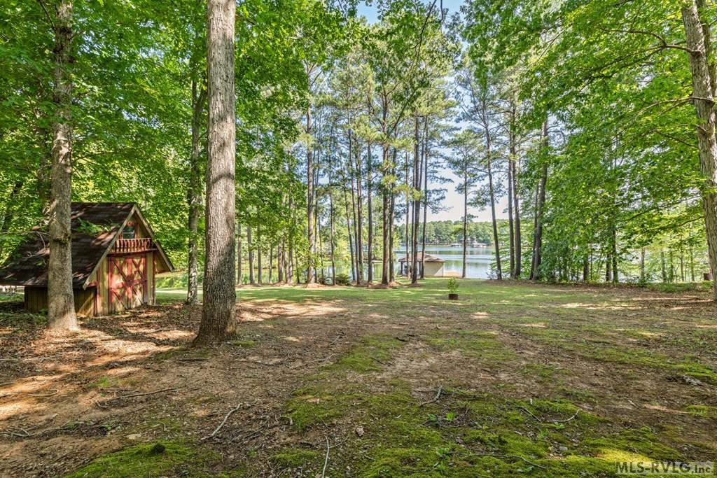 161 Woodland Shores Rd