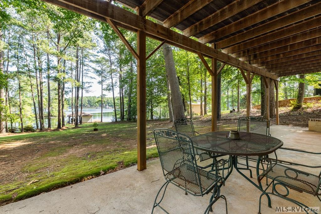 161 Woodland Shores Rd
