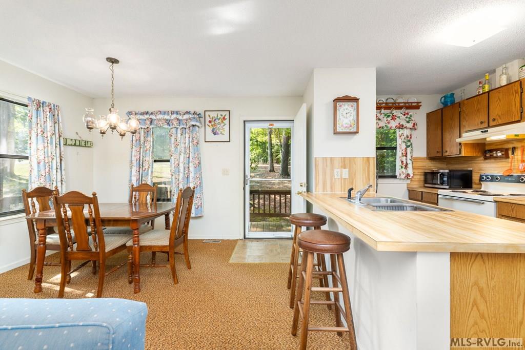 161 Woodland Shores Rd